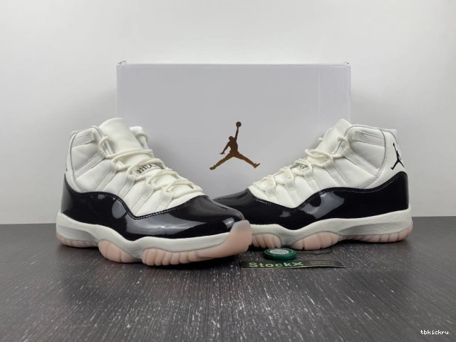 Rep TBK 11 Jordan Neapolitan WMNS Air AR0715-101 0701